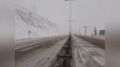 'IIV YHXBB "Qamchiq"dagi ayni paytdagi holat yuzasidan haydovchilarni ogohlantirmoqda'ning rasmi