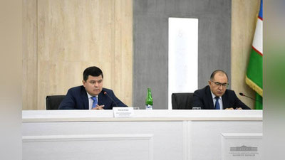 'Prezident matbuot kotibi vazirlik va idoralar matbuot kotiblari bilan uchrashdi'ning rasmi