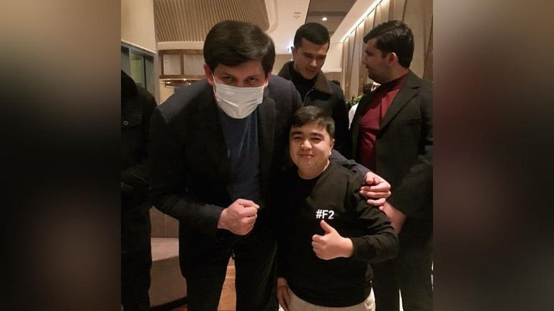 'Otabek Umarov O`zbekistonga qaytdi'ning rasmi
