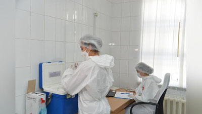 'Vaksinasiyaning ilk oyida qancha yurtdoshimiz koronavirusga qarshi emlangani ma`lum qilindi'ning rasmi