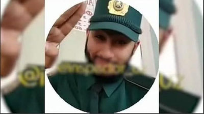 'Milisiya formasini kiyib raqsga tushgan  toshkentlik sartarosh yigit 7 sutkaga qamaldi (video)'ning rasmi