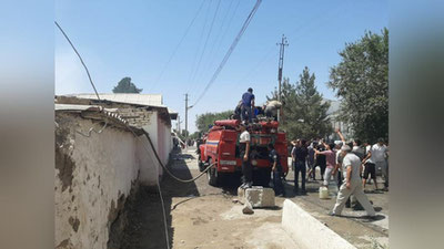 'Sirdaryoda xonadonlardan biri yonib ketdi'ning rasmi