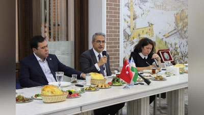 '"O`zbekiston bilan barcha sohalarda aloqalar mustahkamlanmoqda". Turkiya elchisi jurnalistlar bilan uchrashdi (foto)'ning rasmi