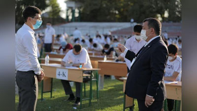 'Olmaliq shahridagi MISiS filialida kirish imtihonlari boshlandi'ning rasmi