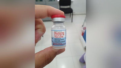 Изрображение 'В столичных поликлиниках начали прививать "Модерной" (фото)'