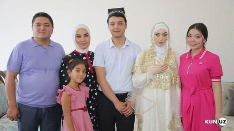 'Kaliforniyalik Tina Andijonga kelin bo`ldi. Endi uning ismi Oyshaxon'ning rasmi
