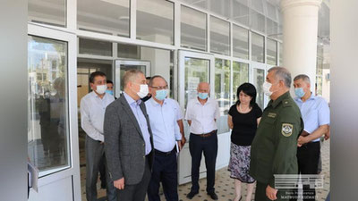 'Nig`matilla Yo`ldoshev Prezident topshirig`i bilan Oqqo`rg`ondagi  maktabgacha ta`lim tashkiloti tarbiyalanuvchilarining kasallanishi bilan bog`liq holatni o`rgandi'ning rasmi