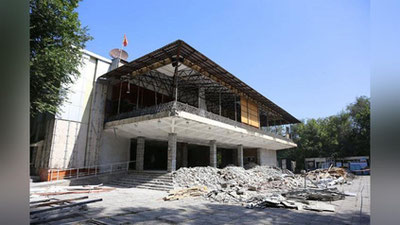 'O`zbekiston Qirg`izistondagi teatrni ta`miri uchun 5 mln dollar mablag` ajratmoqda'ning rasmi