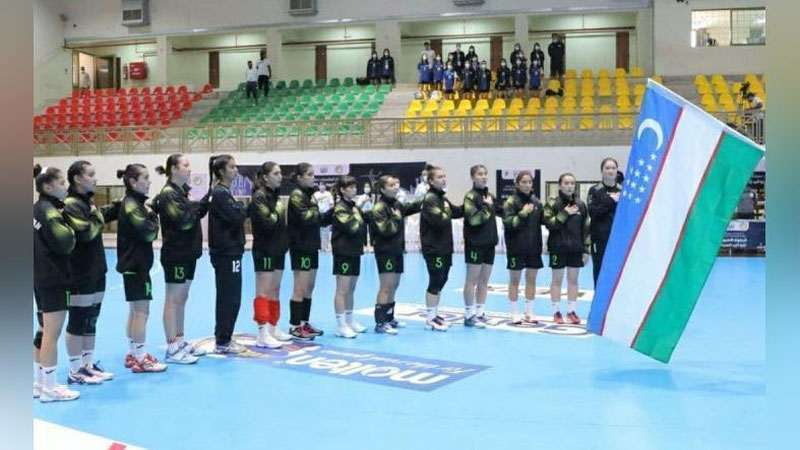 'Gandbol bo`yicha O`zbekiston ayollar terma jamoasi jahon chempionati yo`llanmasini qo`lga kiritdi'ning rasmi