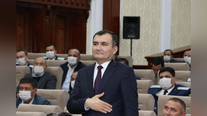 'Китобда туғилиб ўсган Муроджон Азимов Қашқадарё вилояти ҳокими сифатида таништирилди'ning rasmi