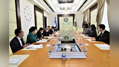 'Адлия вазири БМТнинг Махсус маърузачиси билан учрашди'ning rasmi