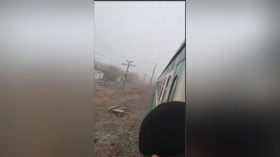 'Тошкент-Хоразм йўналишида кетаётган поезд одам уриб юборгани айтилмоқда. Аёл воқеа жойида вафот этган'ning rasmi