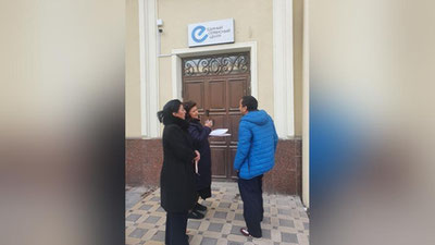 Изрображение 'В Шайхантахурском районе приступили к борьбе с вывесками на негосударственном языке'