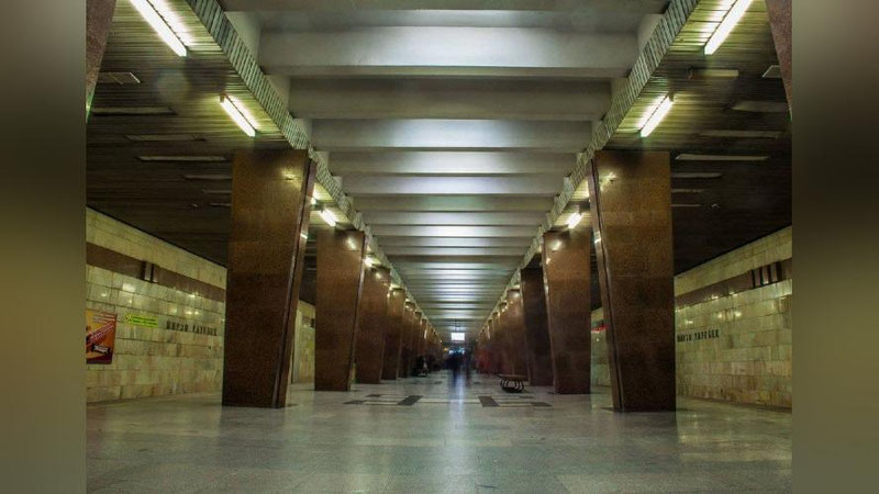 Изрображение 'В метро Ташкента мужчина бросился под поезд'