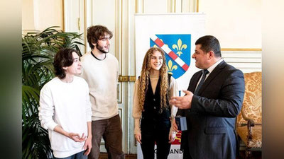 'Ўзбекистон делегацияси Францияда таълим туризми йўналишида ҳамкорлик учрашувларини ўтказмоқда (фото)'ning rasmi