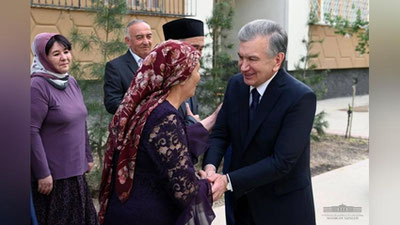 Изрображение 'Шавкат Мирзиёев посетил махаллю “Университет” в Алмазарском районе'