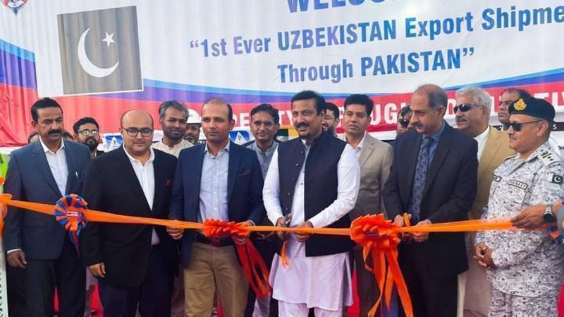 'O`zbekiston Hindistonga Pokistonning Karachi porti orqali birinchi yukni jo`natdi'ning rasmi
