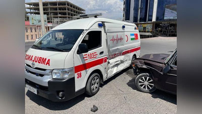 'Samarqandda tez yordam mashinasi YTHga uchradi'ning rasmi