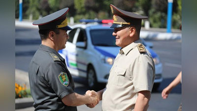 'Ўзбекистон Қуролли Кучлар Бош штаб бошлиғи  Қирғиз Республикаси ҳарбий делегациясини қабул қилди'ning rasmi