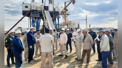 Изрображение '«Узбекнефтегаз»: Председатель правления изучила состояние работ по добыче углеводородов в Устюрте'