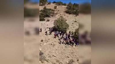 '"Ikki qishloq aholisi emas, ikki korxona vakillari"'ning rasmi