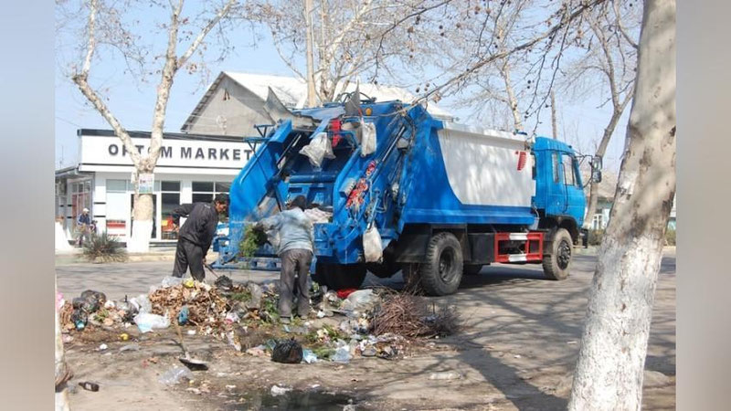 'Chiqindi xizmati uchun to`lov qilmaganlarning xorijga chiqishi taqiqlanishi mumkin'ning rasmi