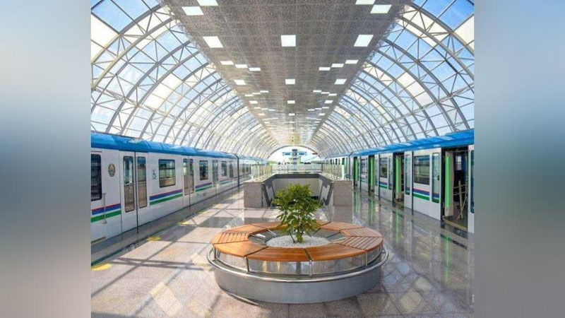 Изрображение 'Движение поездов метро по надземной кольцевой линии остановят на один день'