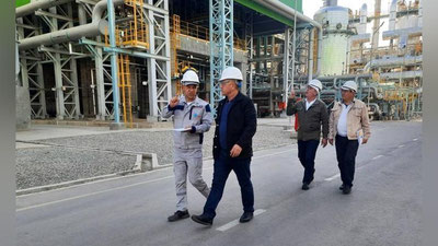 '“O`zbekneftgaz”: Boshqaruvi raisi “Uzbekistan GTL” zavodidagi sintetik yoqilg`i mahsulotlarining ishlab chiqarish holatini o`rgandi va aviakerosin ishlab chiqarish rejalashtirildi'ning rasmi