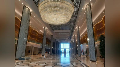 'Samarqandda Markaziy Osiyoda yagona bo`lgan besh yulduzli mehmonxona qad rostlamoqda'ning rasmi