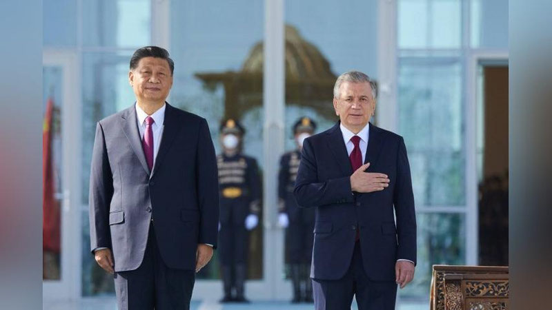 'Xitoy Xalq Respublikasi Raisi Si Szinpin "Do`stlik" ordeni bilan mukofotlandi'ning rasmi