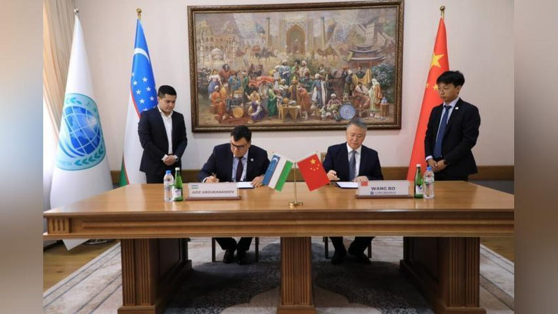 'Xitoy kompaniyasi O`zbekistonda dor yo`llarini quradi'ning rasmi