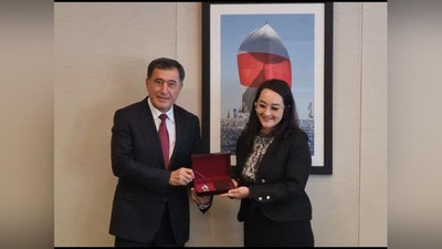 Изрображение 'Глава МИД Узбекистана встретился в Нью-Йорке с соотечественниками, работающих в США'