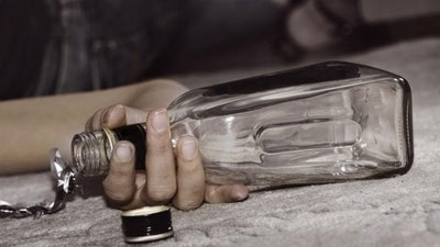 Изрображение 'В Ташкенте 4 человека умерли от отравления алкоголем'