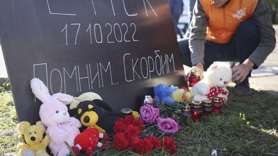 '"Eslaymiz ... Motam tutamiz ..."  Rossiyada harbiy samolyot qulashi natijasi 15 kishi qurbon bo`lgan'ning rasmi