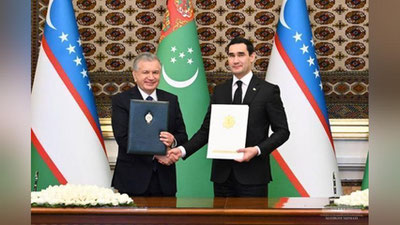 'O`zbekiston va Turkmaniston prezidentlari Strategik sheriklikni chuqurlashtirish to`g`risidagi deklarasiyani imzoladi'ning rasmi