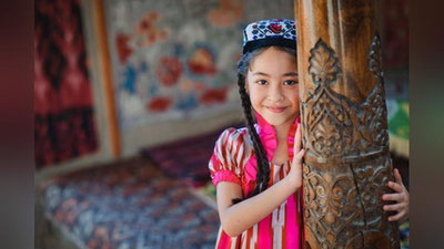 'Beg`ubor bolalikni o`ziga xos aks ettirgan eng yaxshi suratchilar Parijga boradi'ning rasmi