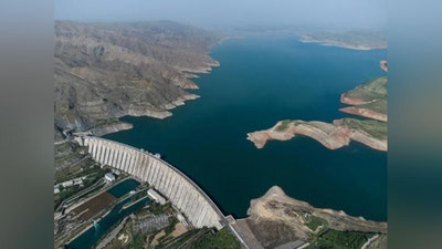 'Qirg`iziston parlamenti qirg`iz-o`zbek chegarasi haqidagi kelishuvni ratifikasiya qildi. "Kampirobod" ham birgalikda boshqariladi'ning rasmi