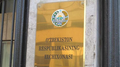 'O`zbekistonning Qozog`istondagi elchixonasiga mast holda kelib, elchixona mulkiga zarar etkazgan erkak 3 yilga qamaldi'ning rasmi