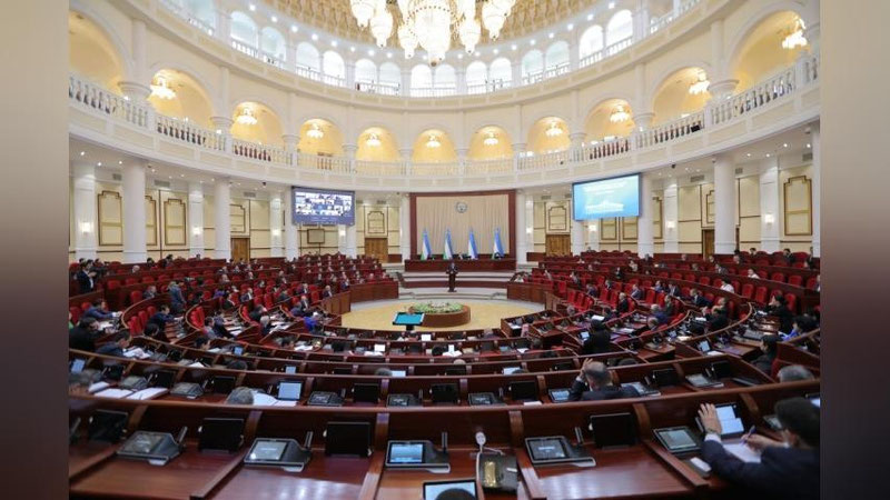 Изрображение 'Узбекистанцы смогут брать потребительский кредит на технику, не произведенную в стране'
