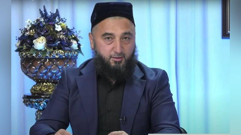 Изрображение 'Имам-хатиб из Ташкентской области уволен за нецензурную брань и угрозы в адрес девушек'