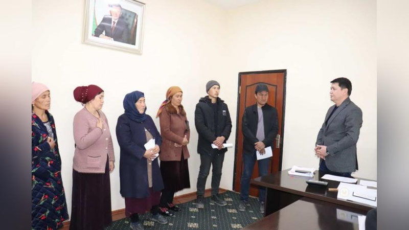 'Respublika ishchi guruhi Qashqadaryoda ommaviy qabul o`tkazdi'ning rasmi