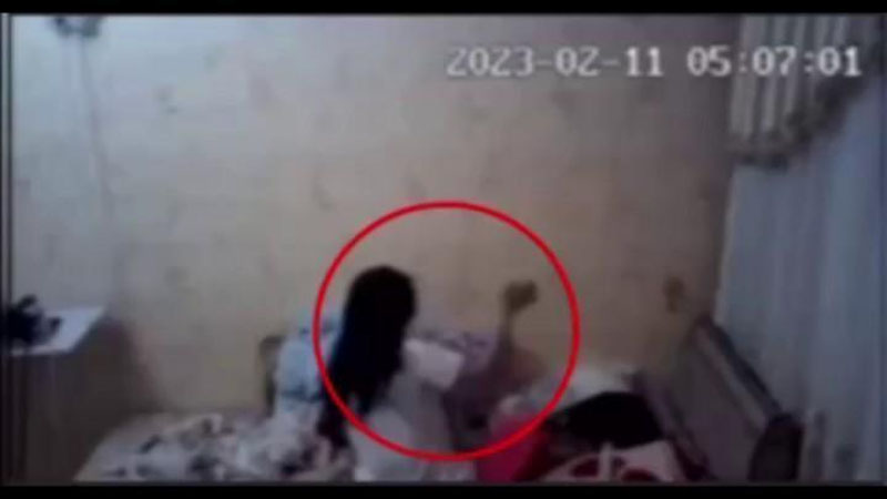 '⚡️ Toshkentda 20 yoshli enaga nogiron bolani doimiy kaltaklab kelgani aniqlandi (video)'ning rasmi