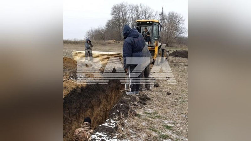 Изрображение 'Рабочие из Таджикистана и Узбекистана копали окопы в Запорожье и остались без денег'