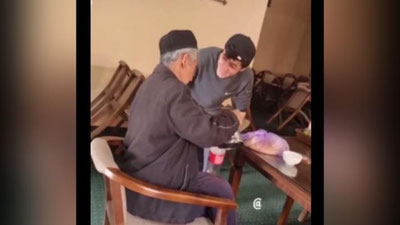 'Самарқандда йигит кекса ёшдаги инсонни масхара қилиб, видеони TikTok'ка жойлади (видео)'ning rasmi