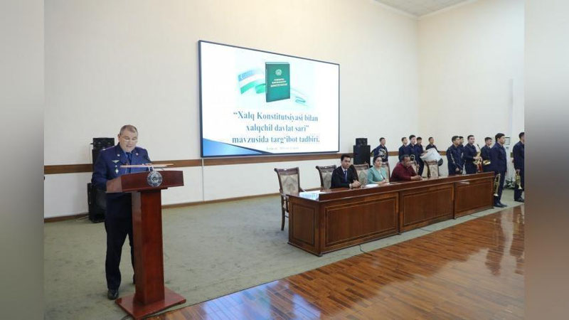 'Xalq konstitusiyasi bilan xalqchil davlat sari'ning rasmi