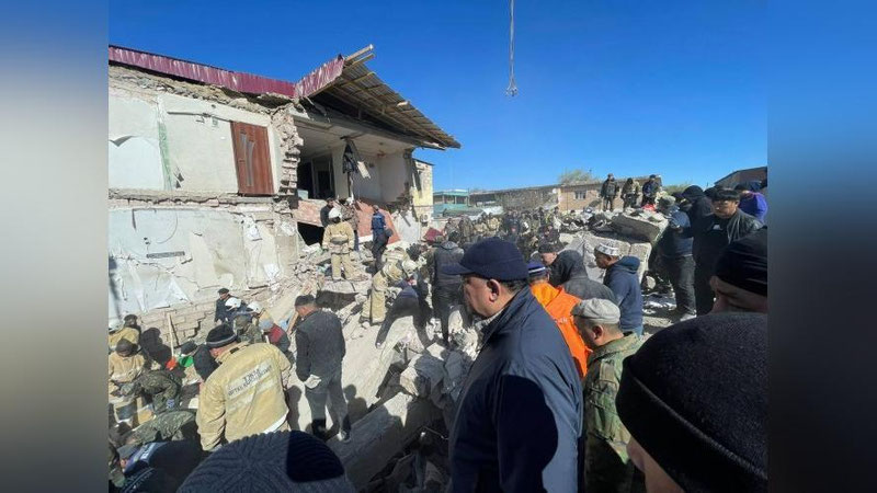 'Қозоғистондаги уйда кучли портлаш содир бўлди, қурбонлар бор (видео)'ning rasmi