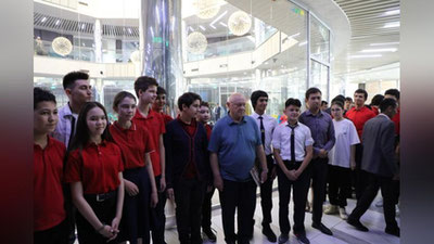 Изрображение 'В Ташкенте прошла встреча с космонавтами (фото)'