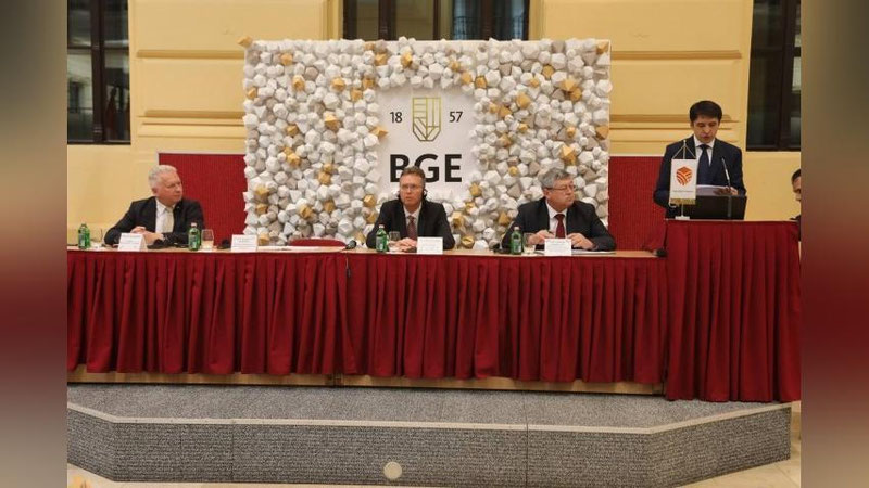 'Budapeshtda O`zbekiston-Vengriya Ikkinchi rektorlar forumi o`tkazilmoqda'ning rasmi