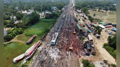 Изрображение 'Власти Индии назвали причину крупнейшей за последние 20 лет железнодорожной катастрофы'