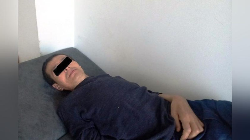 'Rossiyada jizzaxlik fuqaroning ustiga futbol darvozasi tushib ketdi'ning rasmi